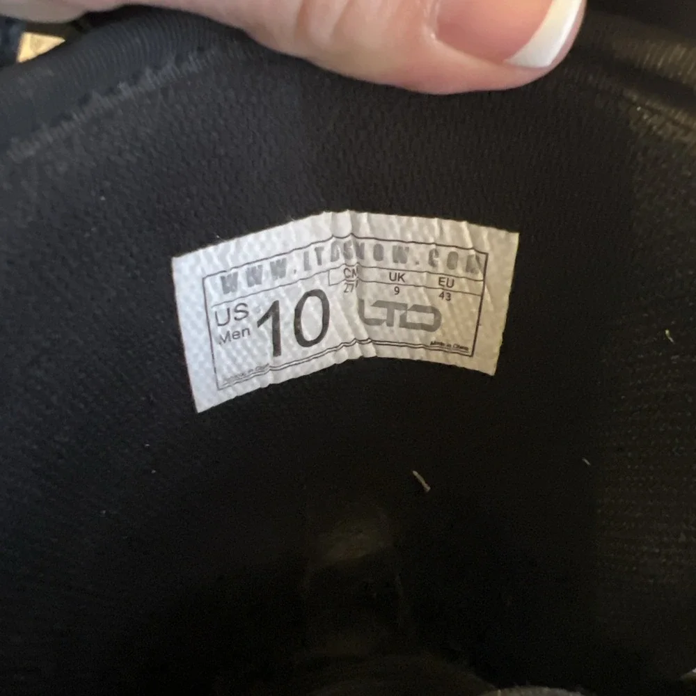 LTD Mens Black & Grey Snowboard Boots (Size 10)
